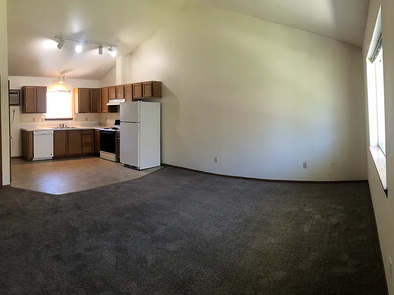 1016 E 19th Ave #B — Photo 2