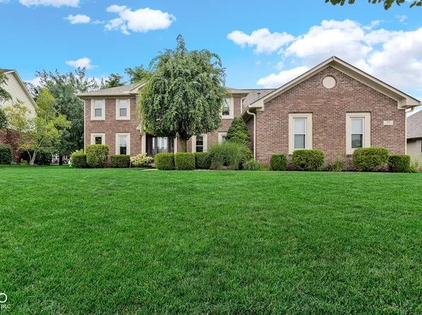 1053 New Amsterdam Dr, Greenwood, IN 46142