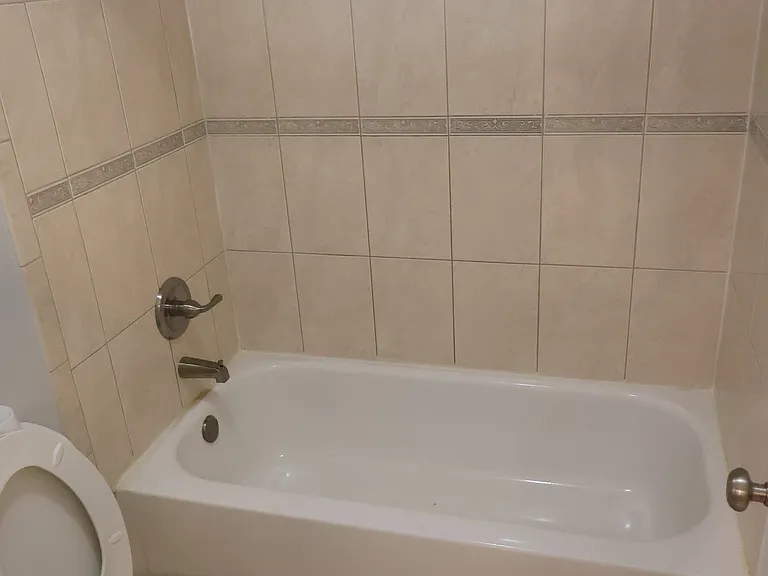 Full facilities for family and/or guests.