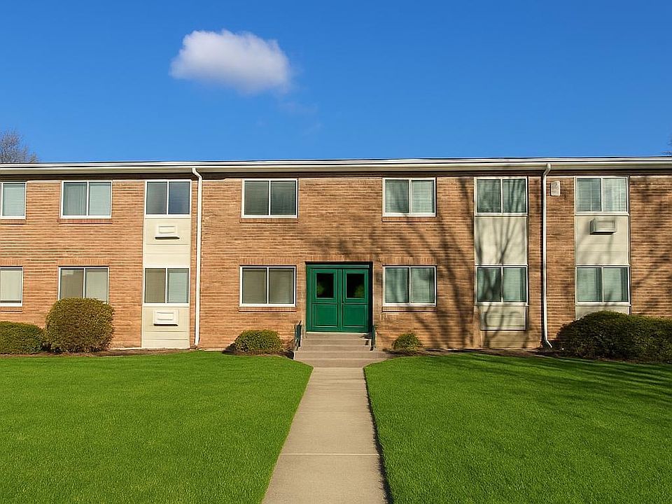 1st image of 2449I Union Boulevard #34A