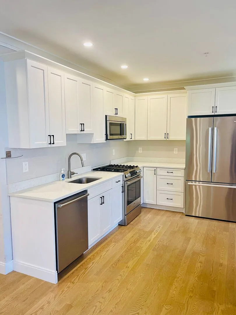 Building Photo - 44 Ridgemont St #1