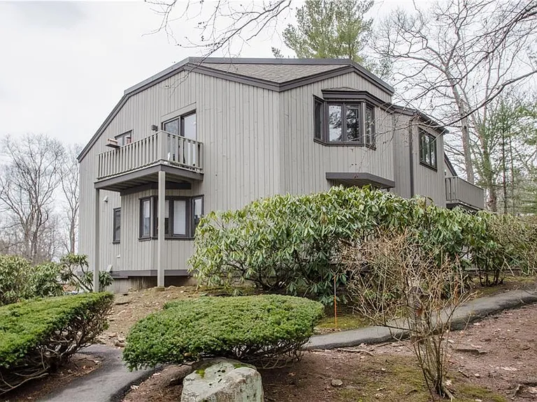1 Talcott Ridge Rd #B4 — Photo 11