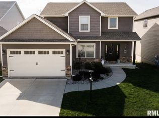2604 W Stonehenge Ct, Peoria, IL 61615