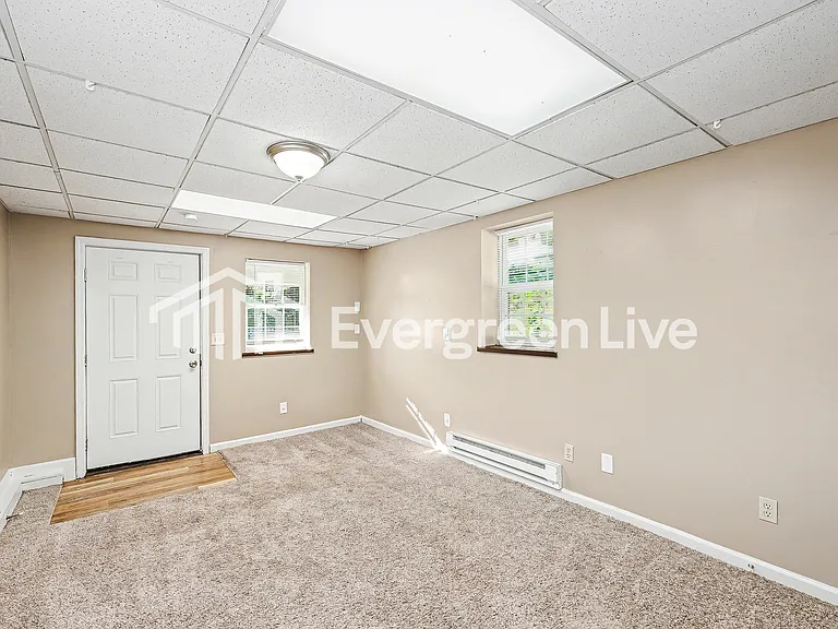 521 Stevenson Rd — Photo 9