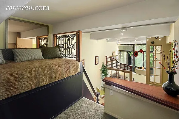 Rented by Corcoran | media 66