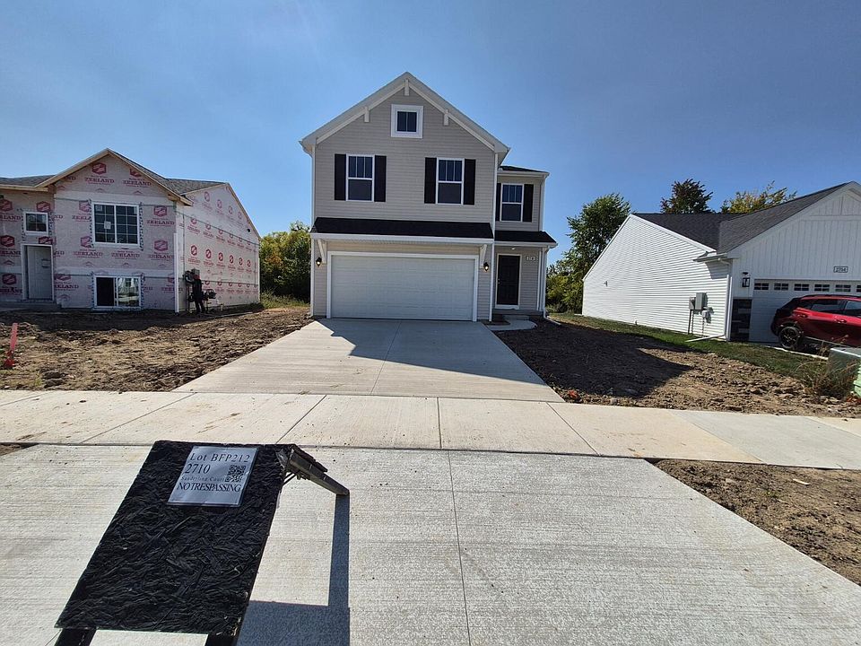1st image of 2710 Sanderling Ct