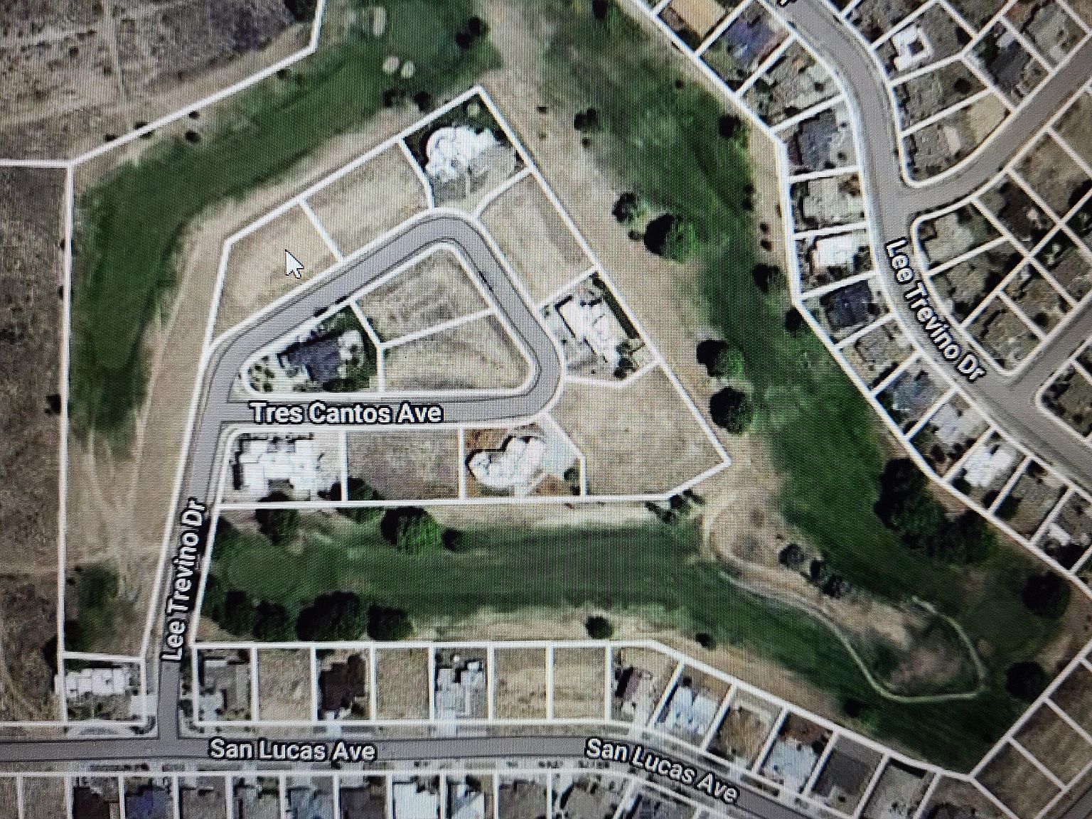 0 Tres Cantos Ave #1