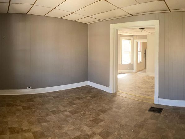 159 Laurel St #1