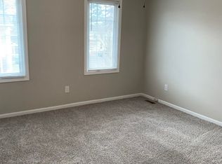9 Londonderry Sq, Cayce, SC 29033