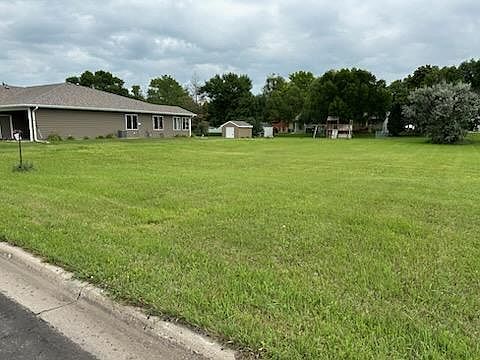 2nd image of 1606 Olive Dr
