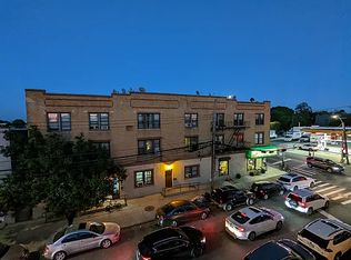 60-01 Metropolitan Ave, Maspeth, NY 11378