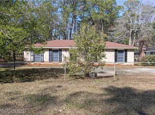 1136 North Dr, Mobile, AL 36605