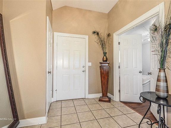5th image of 10135 Scarlet Oaks Dr
