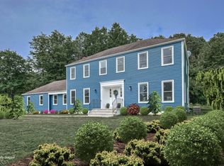 4 Highview Ct, Pittstown, NJ 08867