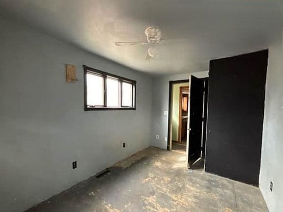 5th image of 416 1st St