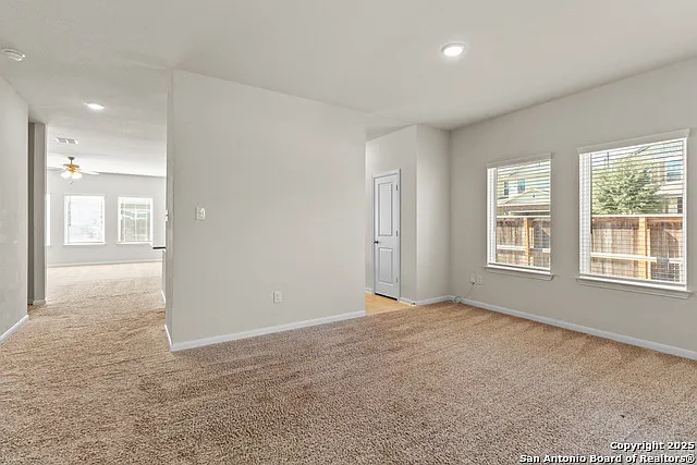 8904 Portobello Way — Photo 6