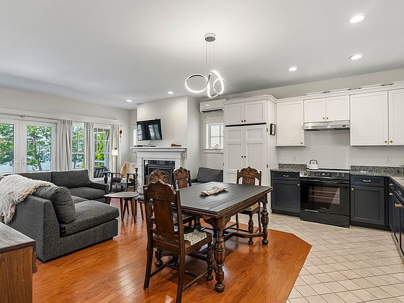3rd image of 71 Village Way #506