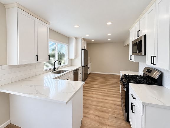 3rd image of 2777 Sula Way