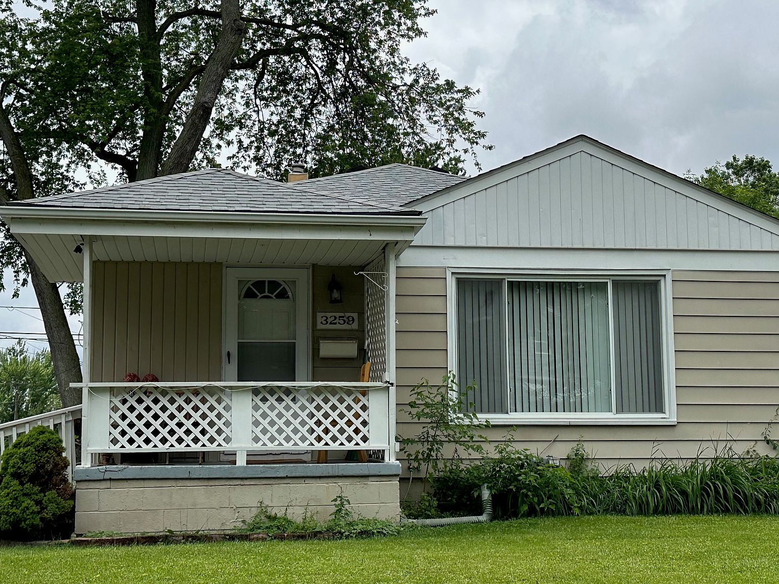 3259 Kenwood St, Ferndale, MI 48220 | Zillow