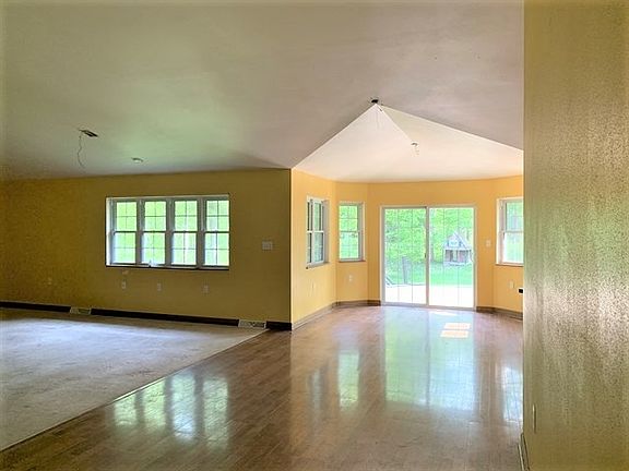 2nd image of 143185 County Road Nn