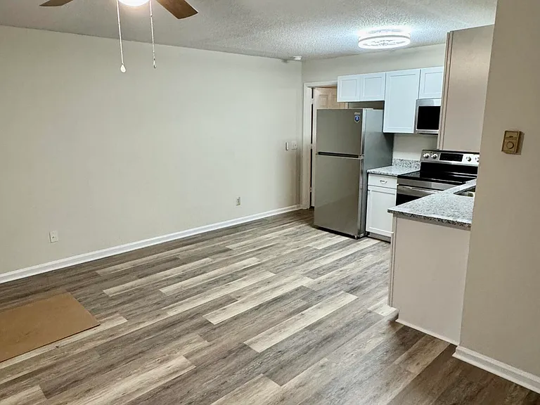 3216 Summer Pl #2 — Photo 6