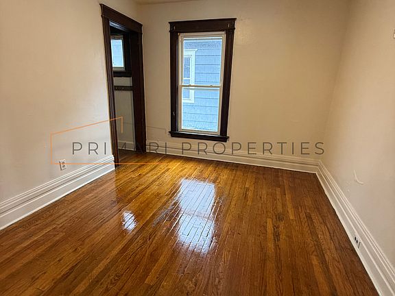 4th image of 148-50 Lilac St #2