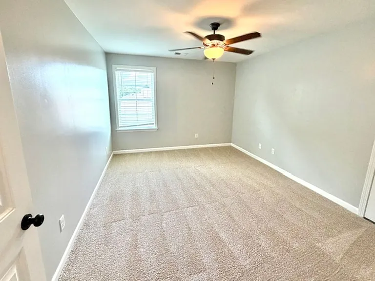 82 Clear Springs Dr — Photo 8