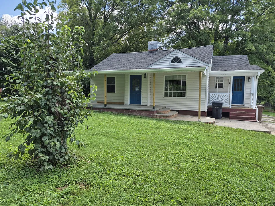 232 Greenwood Ave