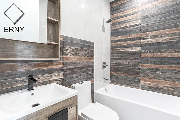 Rented by ERNY LLC | media 7