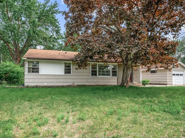 2359 Spruce Pl, White Bear Lake, MN 55110