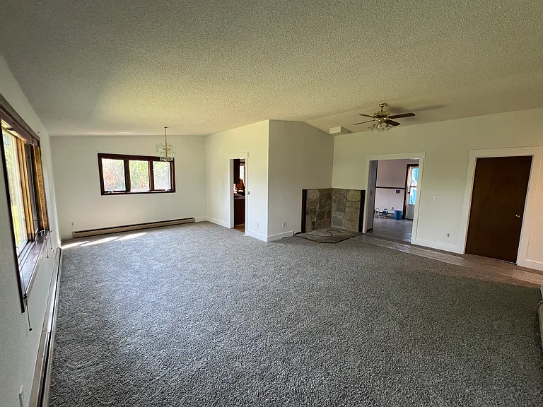3225 Buell Dr — Photo 5
