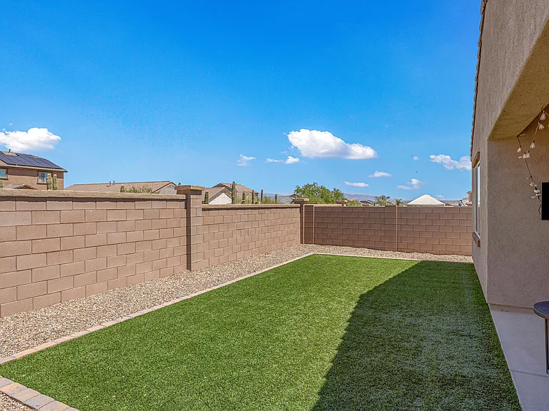 958 W Calle Las Varitas — Photo 16