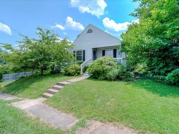111 Lyons Dr, Frankfort, KY 40601
