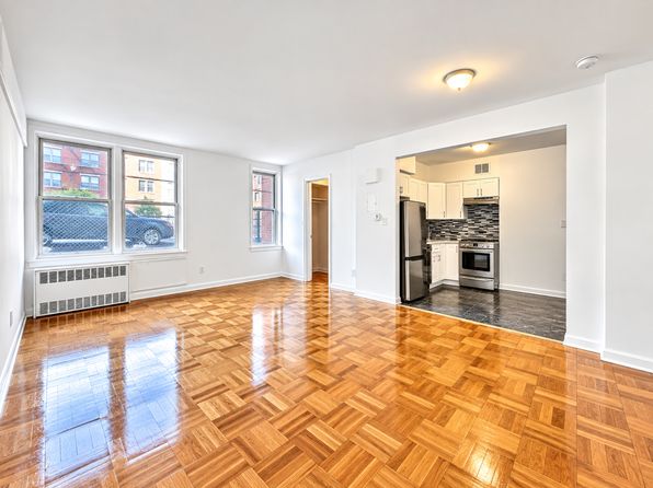 142-27 Barclay Ave #1E