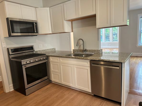 4237 N Ashland Ave APT 1