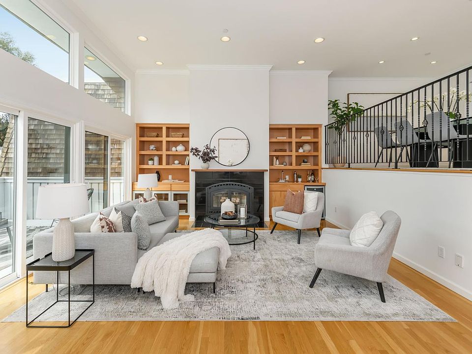 1st image of 125 Knollwood Drive