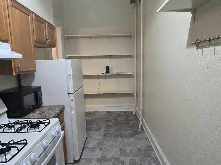 The Preston Apartments — Photo 13