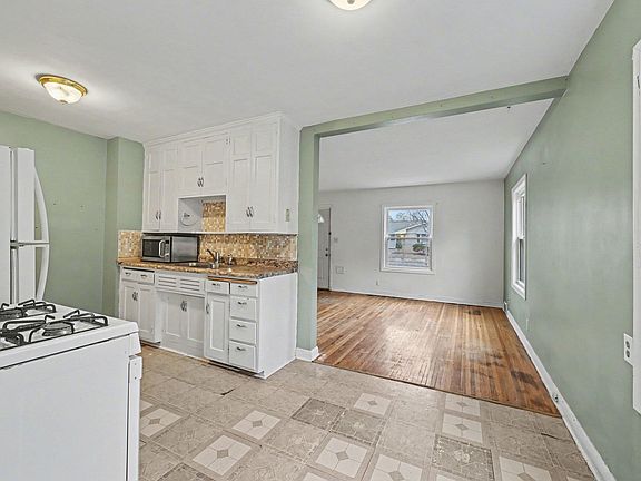5th image of 5528 Penn Ave S