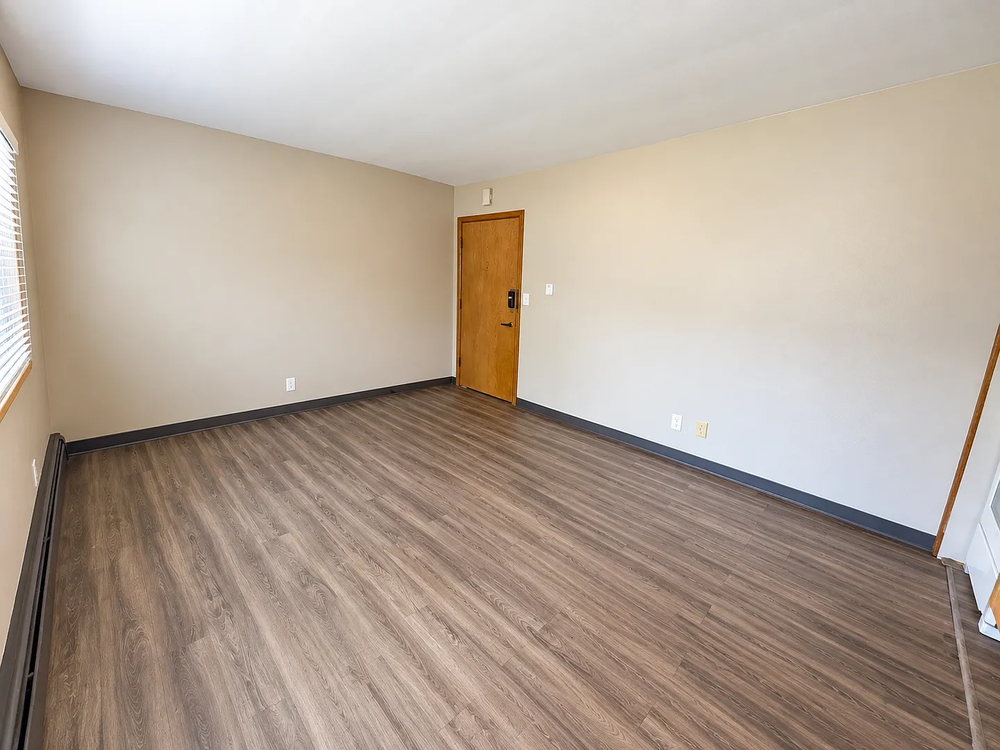 Uptown Flats — Photo 2