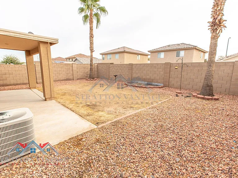 11801 W Paradise Dr — Photo 32
