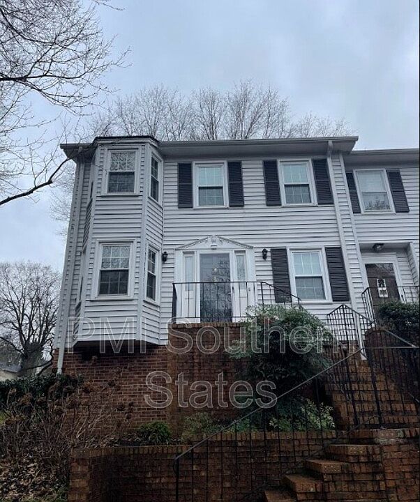 1st image of 900 N Main St Unit 39