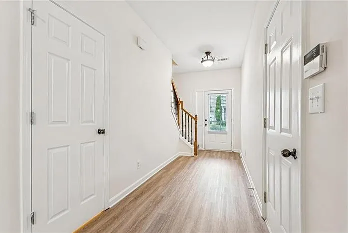 1640 Northgate Mill Dr — Photo 9