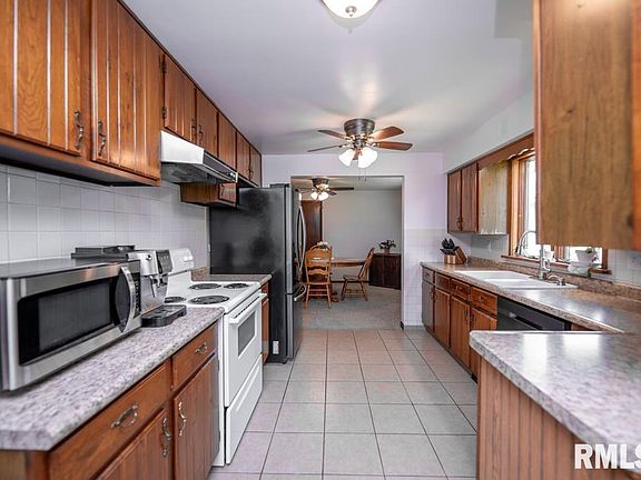 5th image of 801 W Randolph St