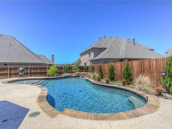2nd image of 1103 Ballycastle Ln