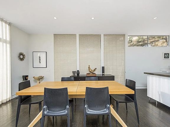 4th image of 1575 Aetna Springs Rd