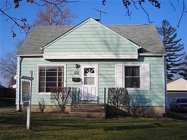 1st image of 4326 W 191st St