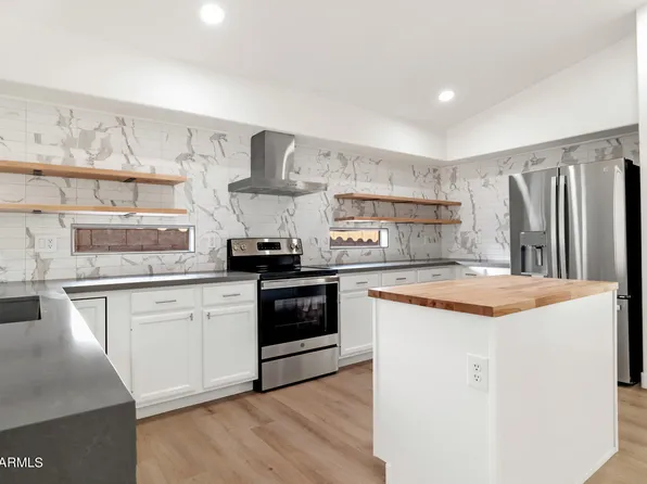 7464 W LONE CACTUS Drive, Glendale, AZ 85308