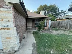 2541 Camel Court - 1 — Photo 2