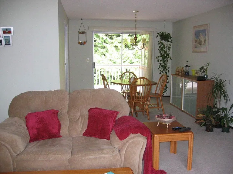 16434 NE 107th Pl — Photo 3