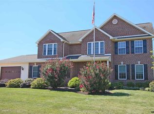 36 Los Alamitos Cir, Hanover, PA 17331